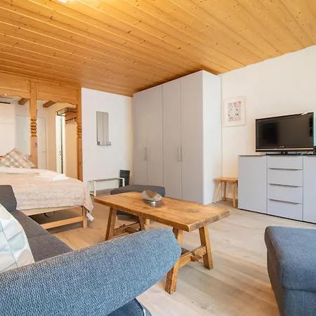 Irmella 10 By شقة